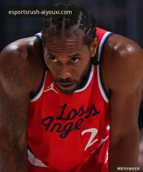 揭秘伦纳德手腕伤势背后的真相——从快船惜败开拓者看NBA硬汉的坚持